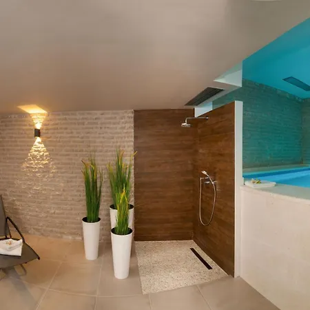 Seaside Luxury With A Swimming Pool Cove Duga, Ciovo - 24268 Villa Trogir