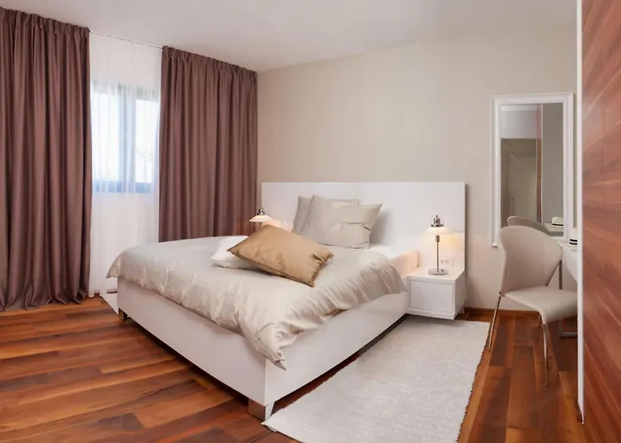 Seaside Luxury With A Swimming Pool Cove Duga, Ciovo - 24268 Villa Trogir