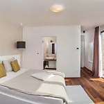 Seaside Luxury With A Swimming Pool Cove Duga, Ciovo - 24268 Villa *