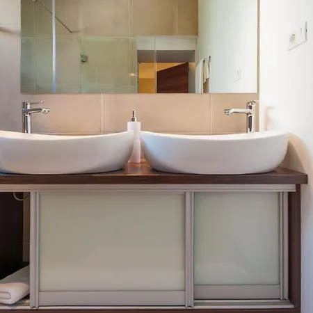 Seaside Luxury With A Swimming Pool Cove Duga, Ciovo - 24268 * تروغير