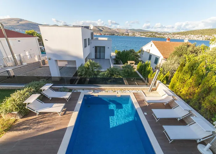 Villa Seaside Luxury With A Swimming Pool Cove Duga, Ciovo - 24268 *